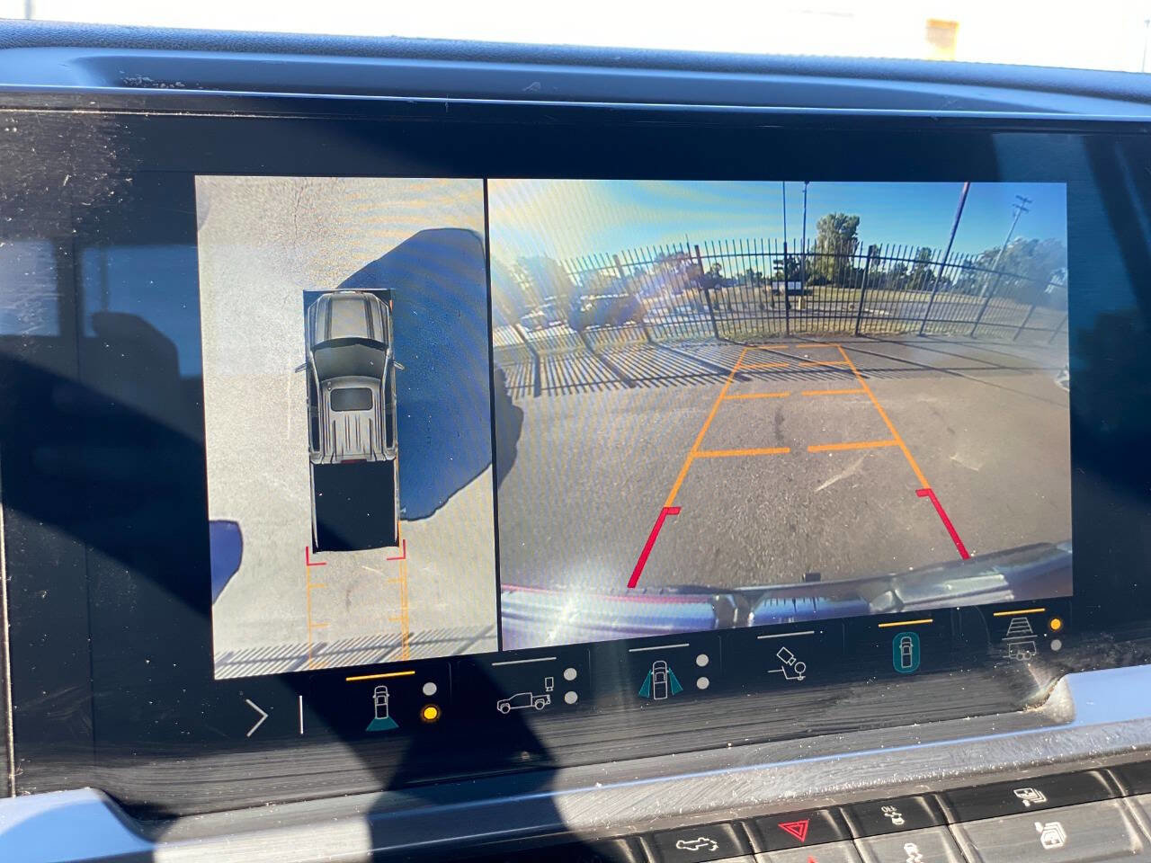 Used 2023 GMC Sierra 1500 SLT w/ SLT Premium Plus Package image 12