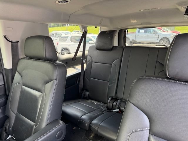 Used 2020 Chevrolet Suburban Premier RWD image 9
