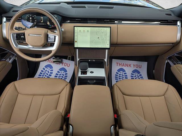 New 2026 Land Rover Range Rover Long Wheelbase SE AWD/4WD image 15
