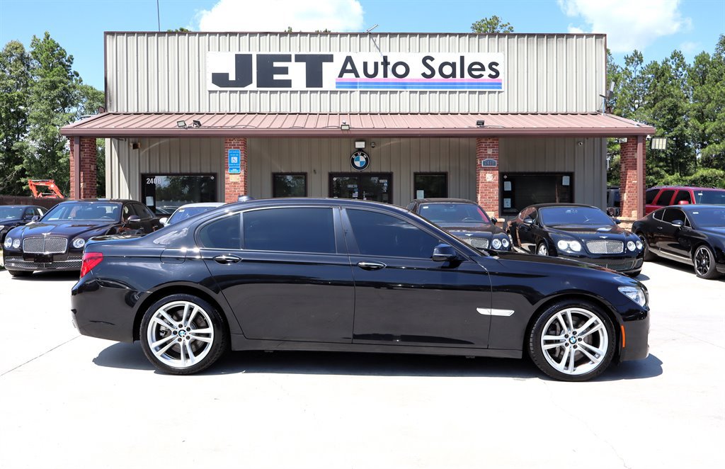 Used 2014 BMW 750Li xDrive AWD/4WD image 8