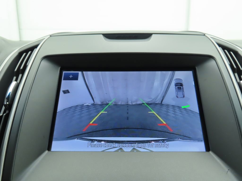 Used 2020 Ford Edge ST-Line w/ Cold Weather Package image 16