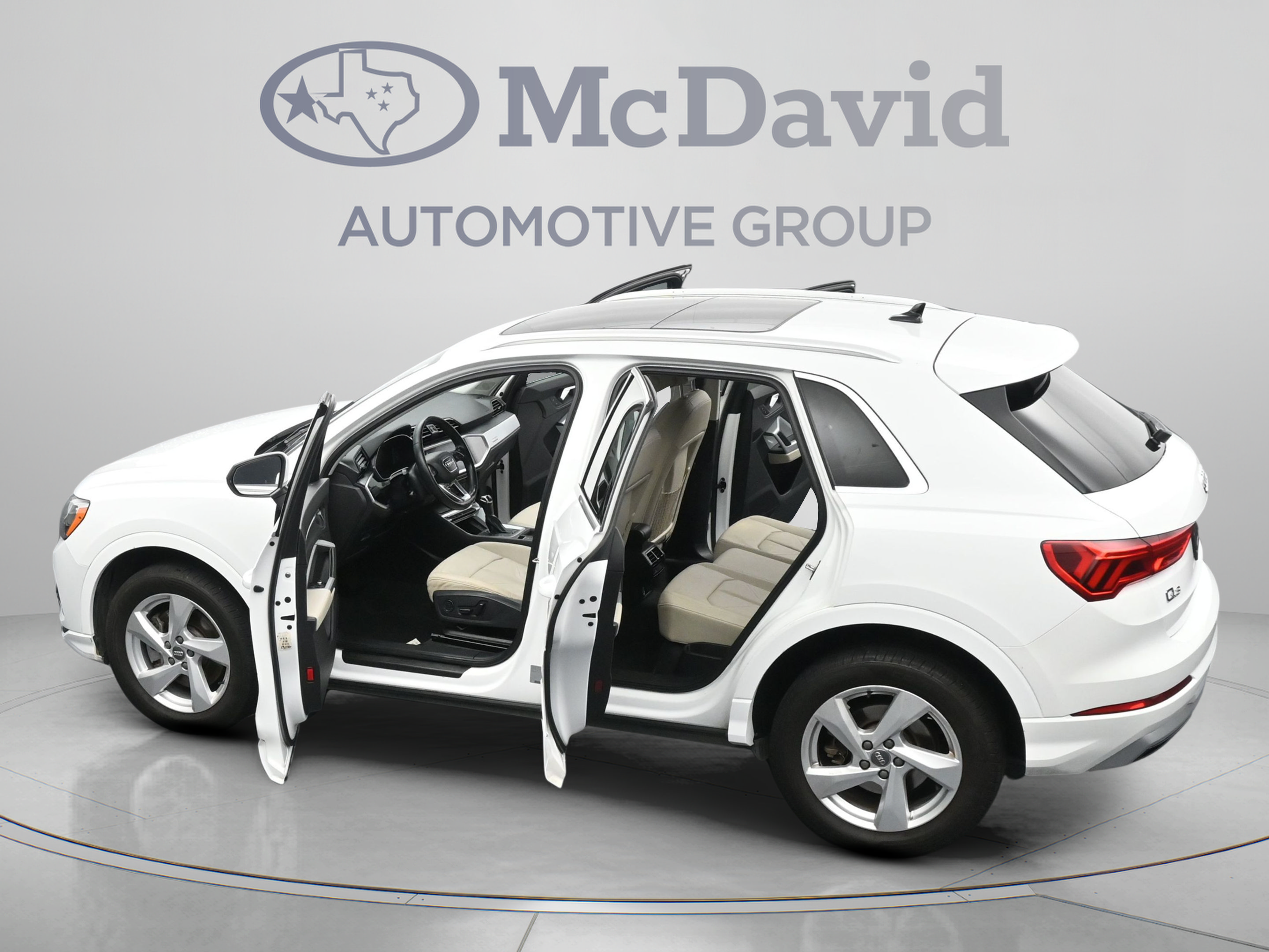 Used 2020 Audi Q3 2.0T Premium AWD/4WD image 45