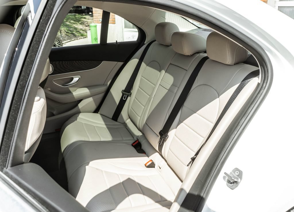 Used 2021 Mercedes-Benz C 300 4MATIC Sedan image 25