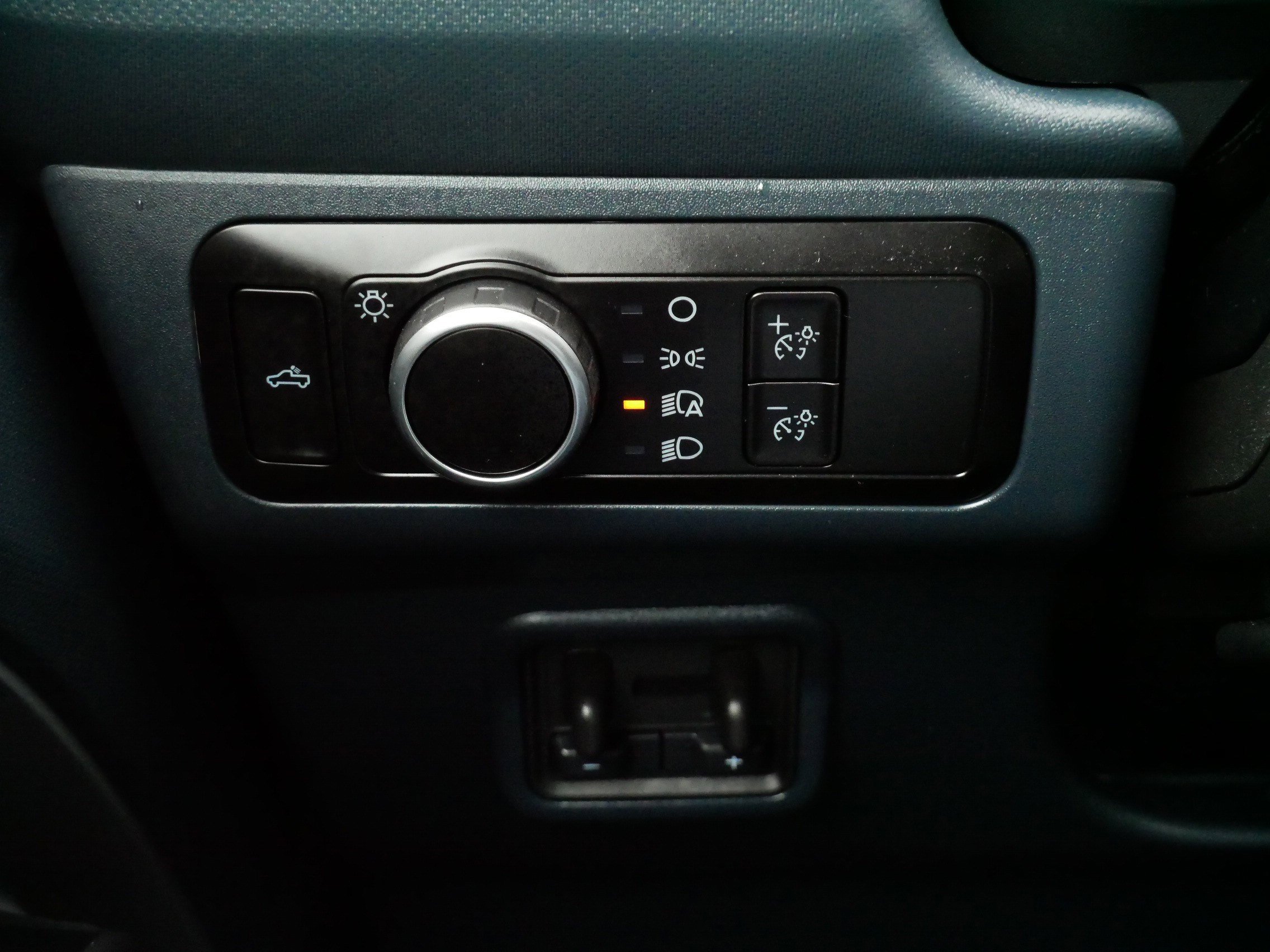 Used 2025 Ford Maverick XLT w/ XLT Luxury Package image 27