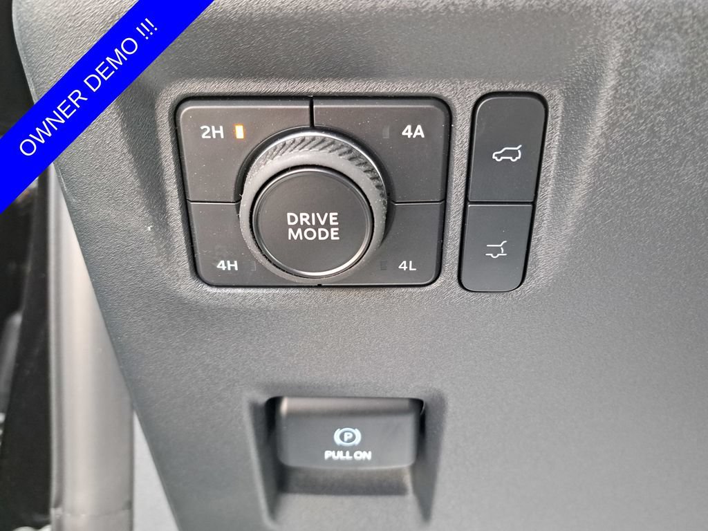 New 2026 Ford Expedition Platinum w/ Driver's Package AWD/4WD image 11