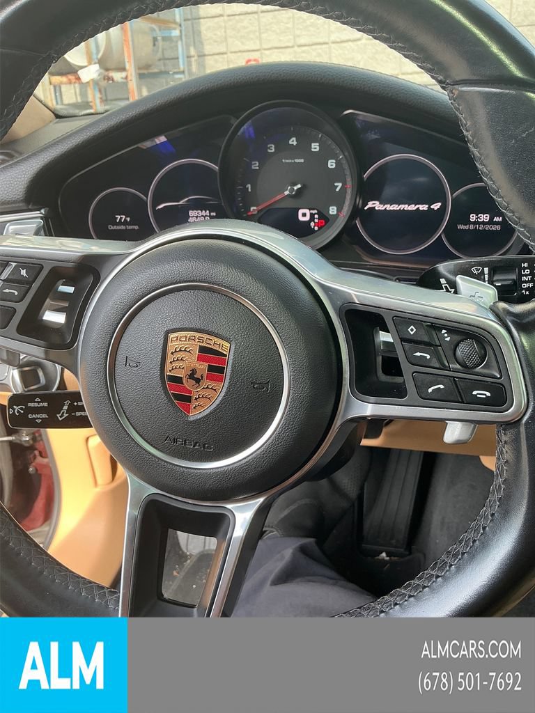 Used 2018 Porsche Panamera image 14
