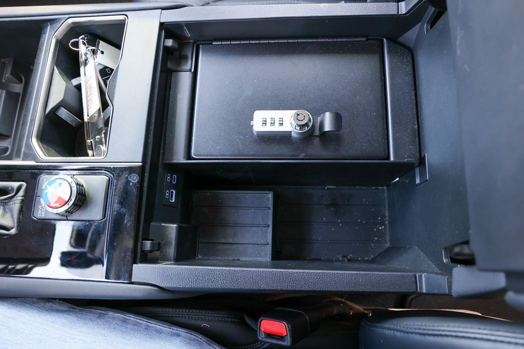 Used 2023 Toyota Tundra Limited RWD image 28