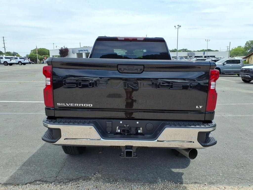 New 2026 Chevrolet Silverado 2500 LT w/ All Star Edition AWD/4WD image 6
