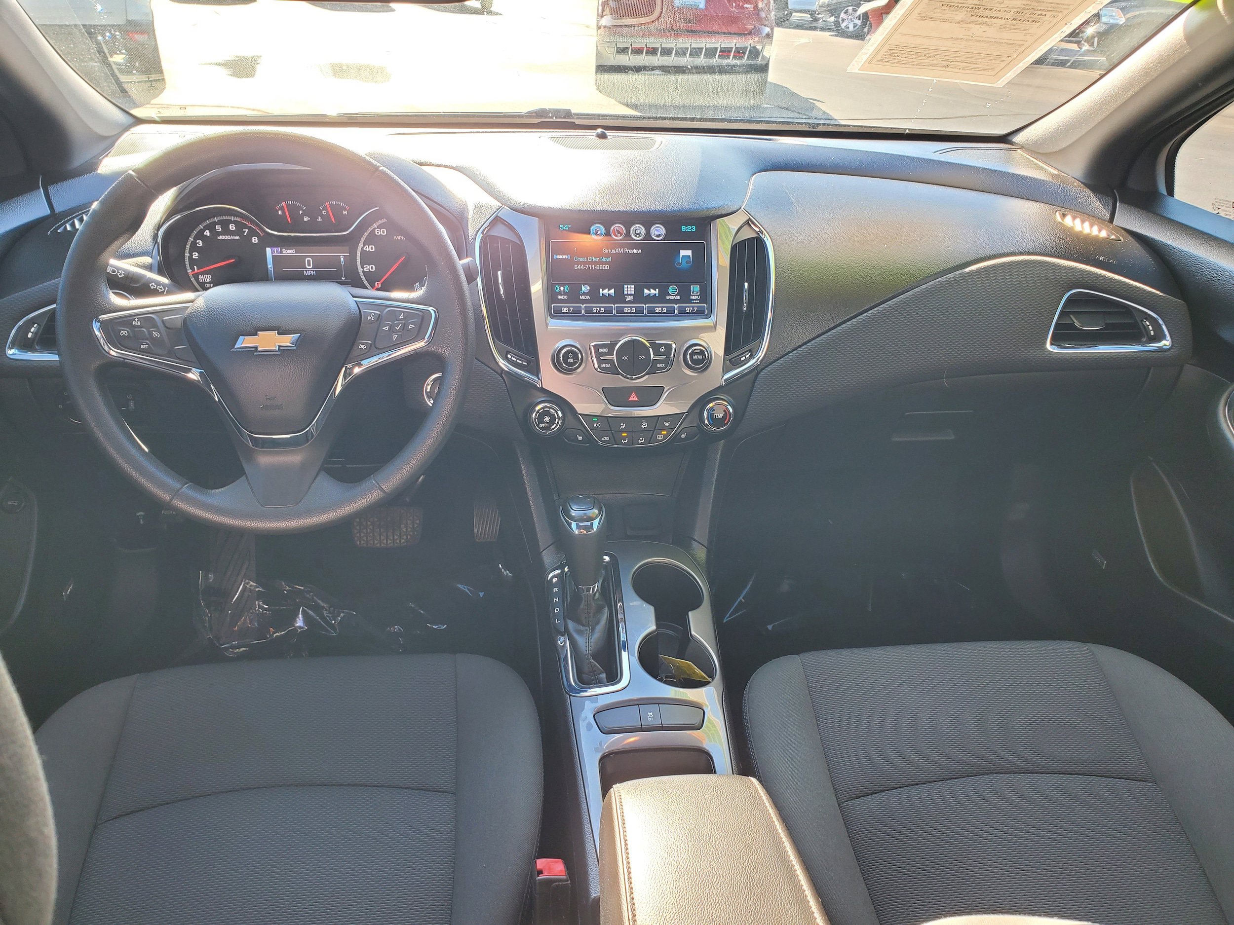 Used 2018 Chevrolet Cruze LT FWD image 28