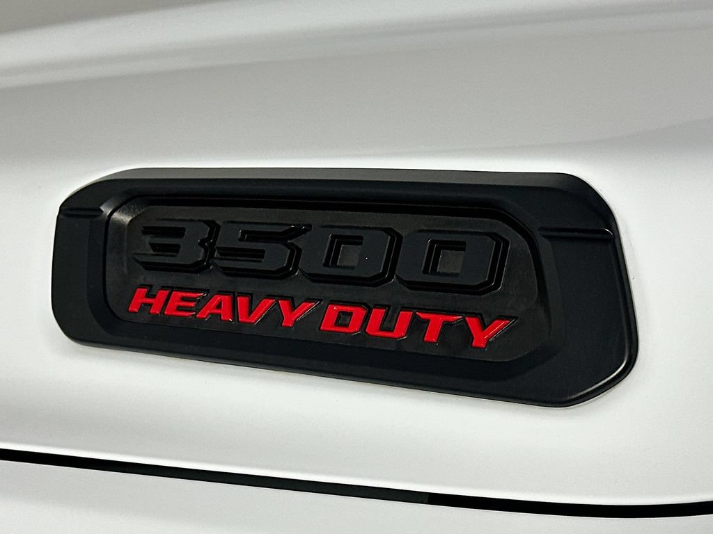 Used 2022 RAM 3500 Limited AWD/4WD image 36