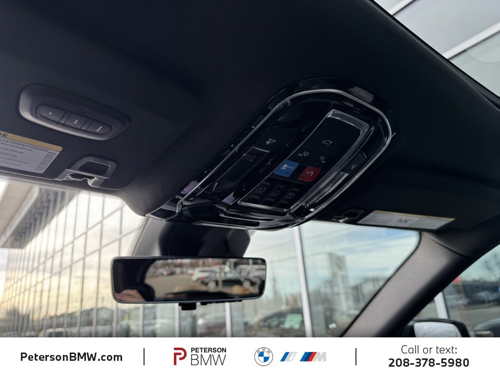 Used 2024 Jeep Grand Cherokee Overland w/ Luxury Tech Group IV image 34