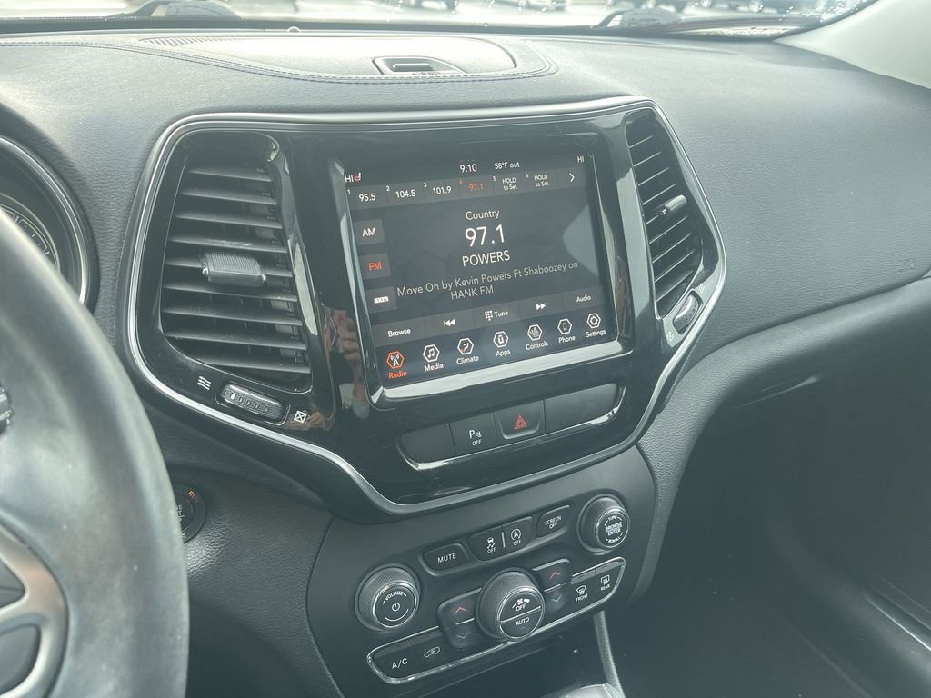 Used 2019 Jeep Cherokee Limited AWD/4WD image 14