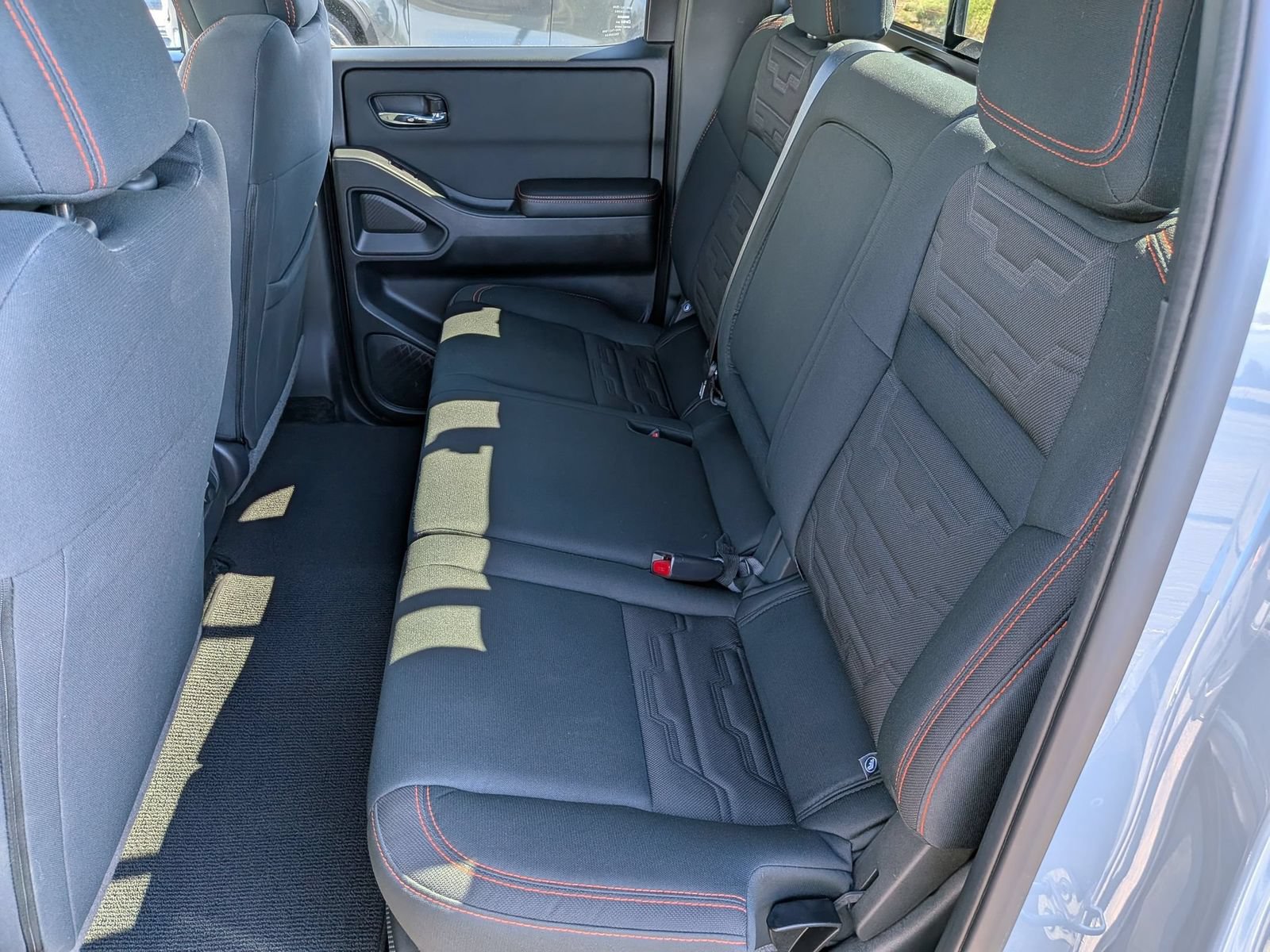 Used 2025 Nissan Frontier PRO-4X w/ Pro Convenience Package AWD/4WD image 22