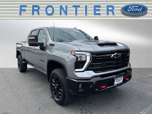 Used 2025 Chevrolet Silverado 3500 LTZ