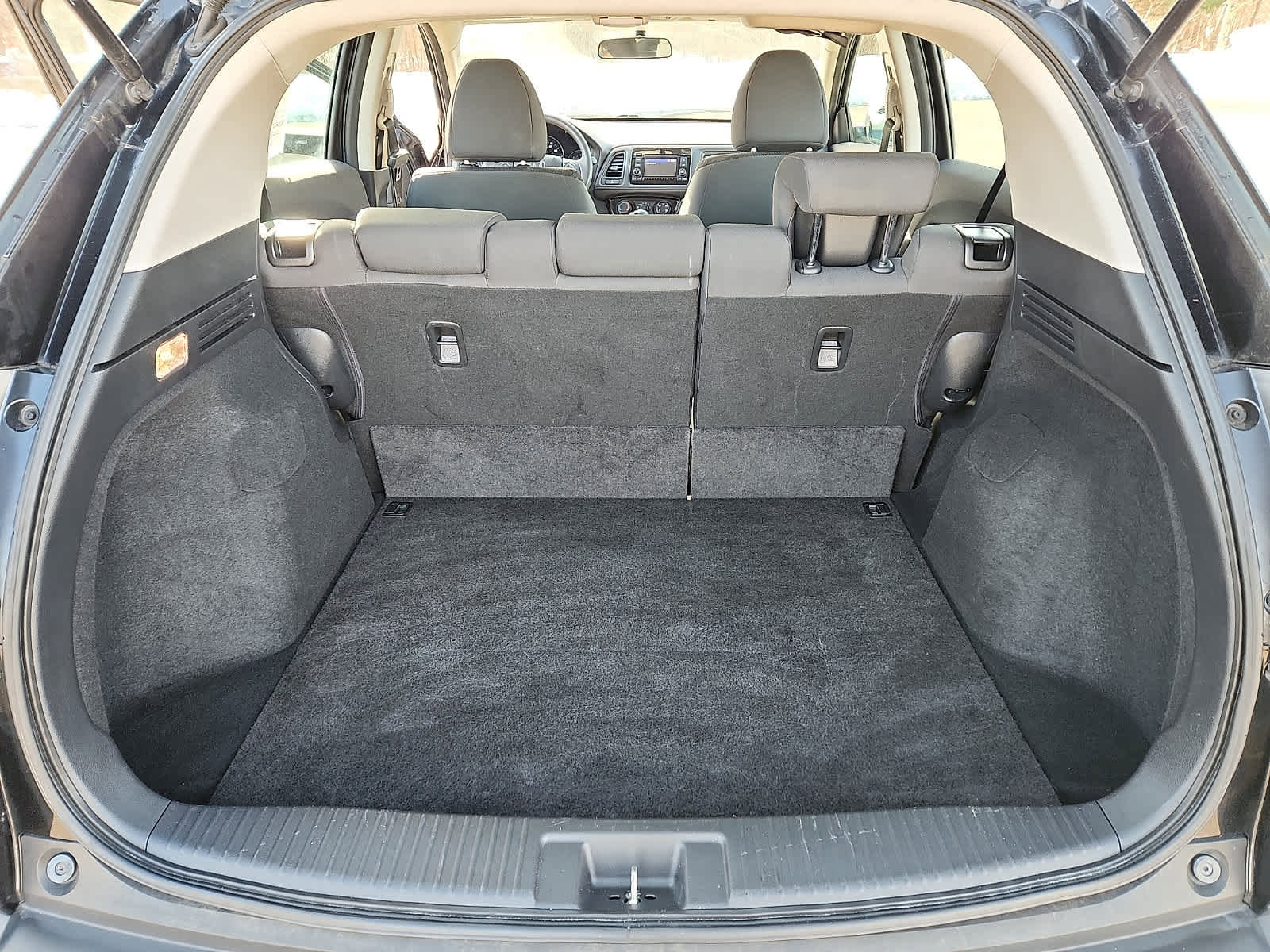 Certified 2019 Honda HR-V LX image 26