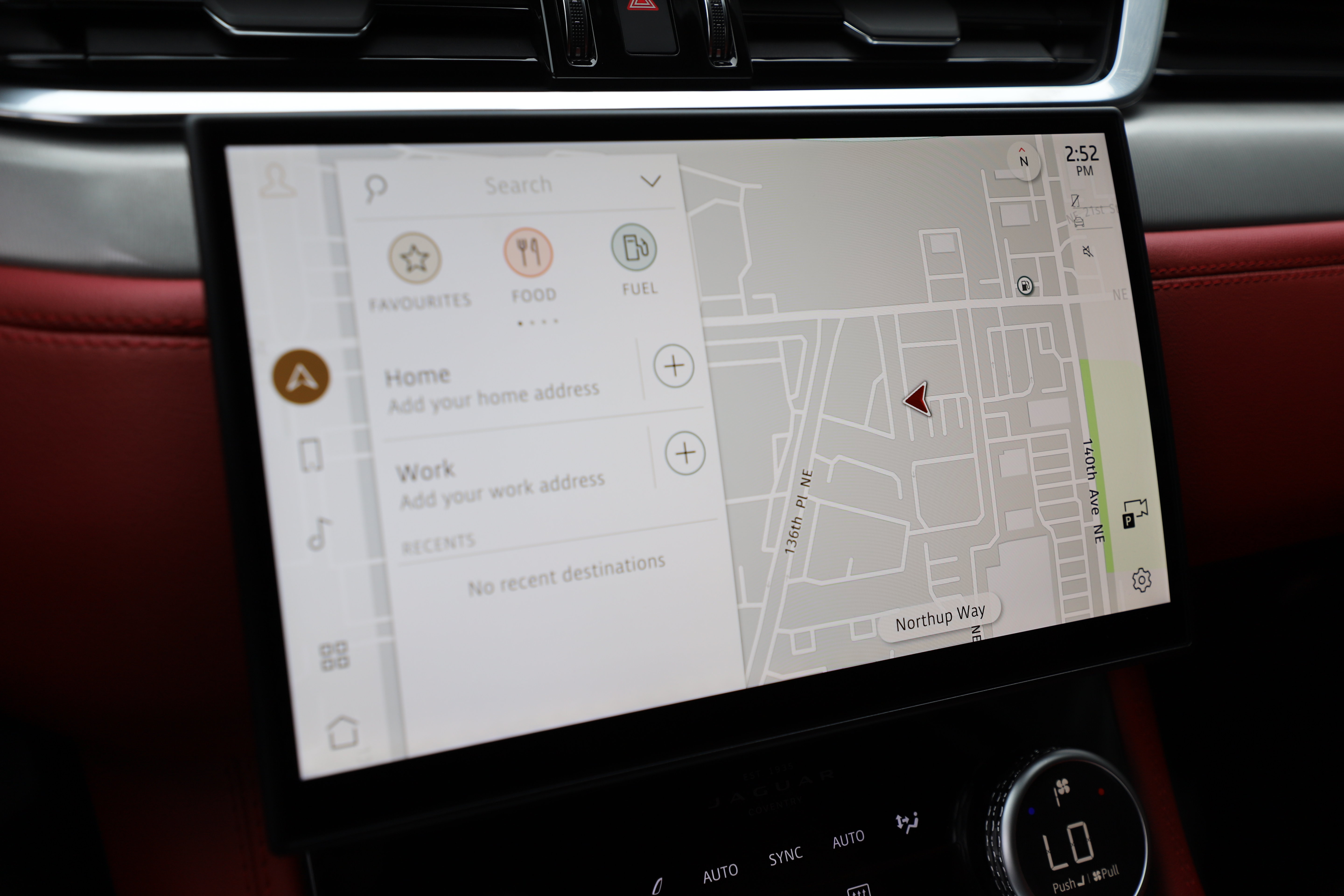 Certified 2025 Jaguar F-PACE R-Dynamic S AWD/4WD image 19