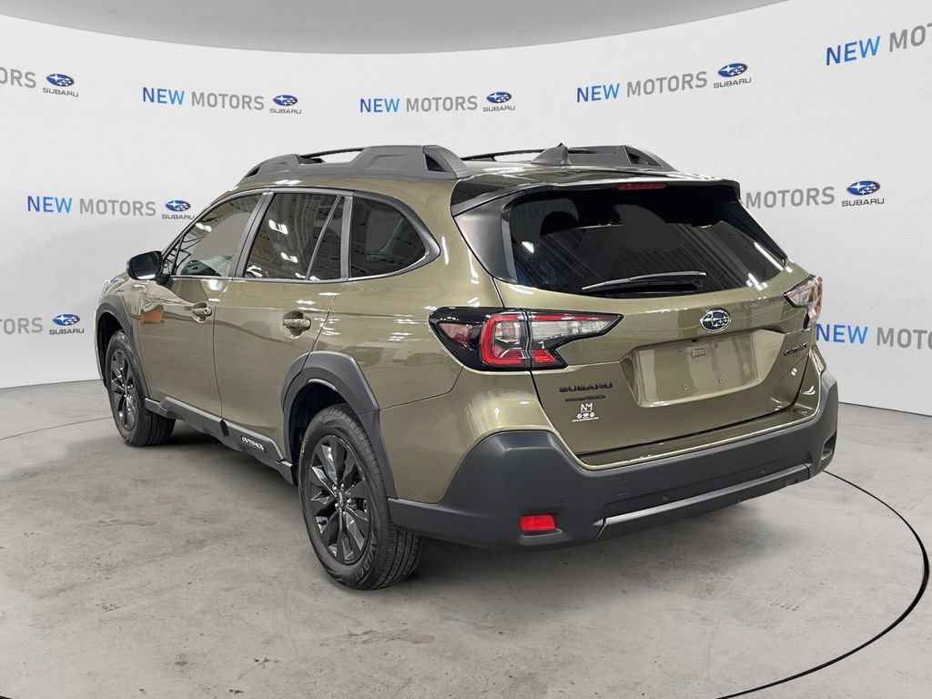 Used 2024 Subaru Outback Onyx Edition AWD/4WD image 3