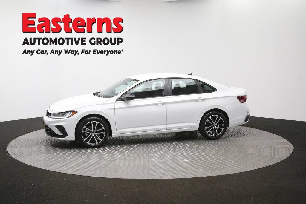 Used 2025 Volkswagen Jetta Sport FWD image 57