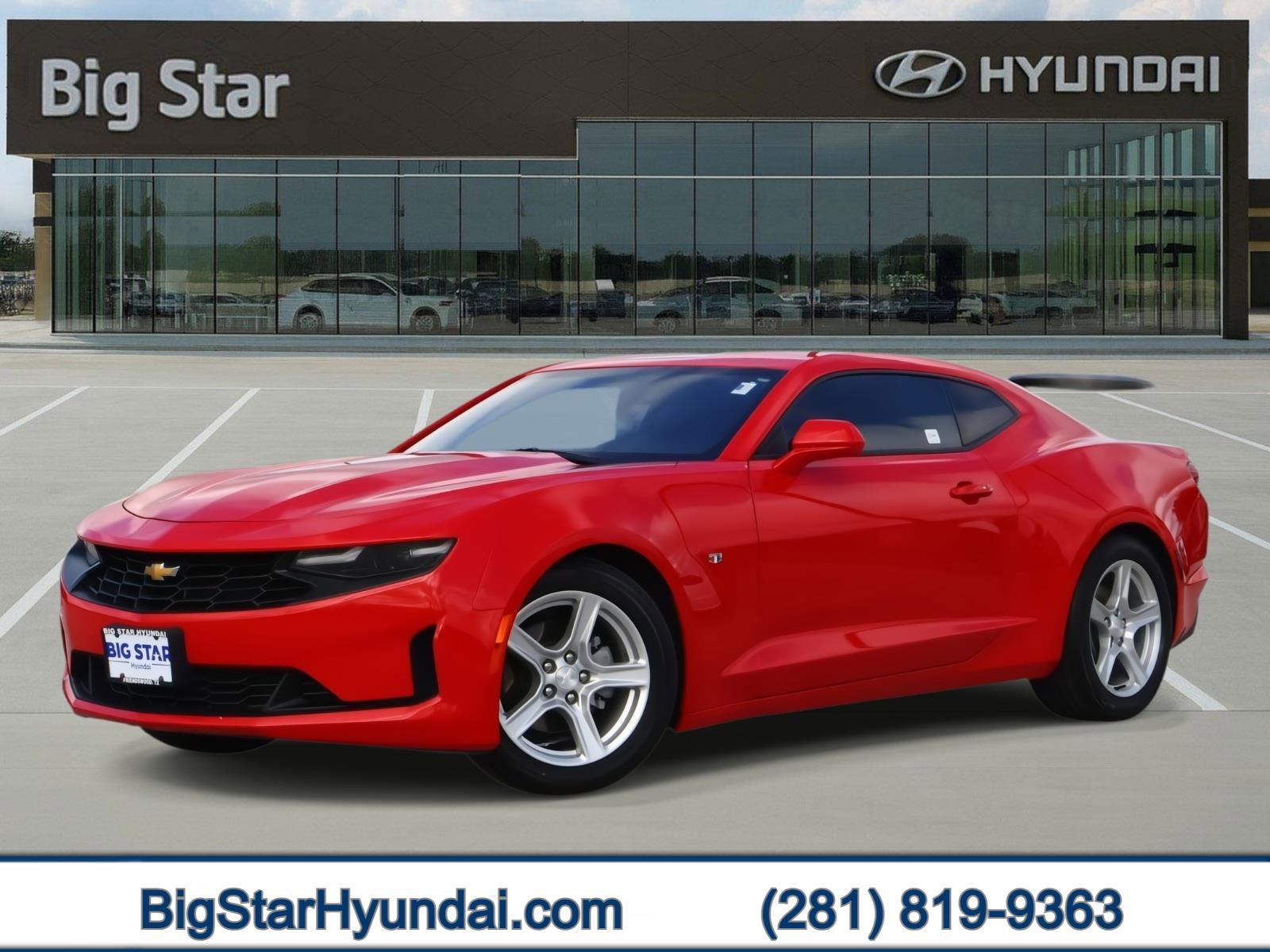 Used 2021 Chevrolet Camaro LT image 1