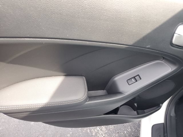 Used 2017 Kia Forte LX FWD image 15