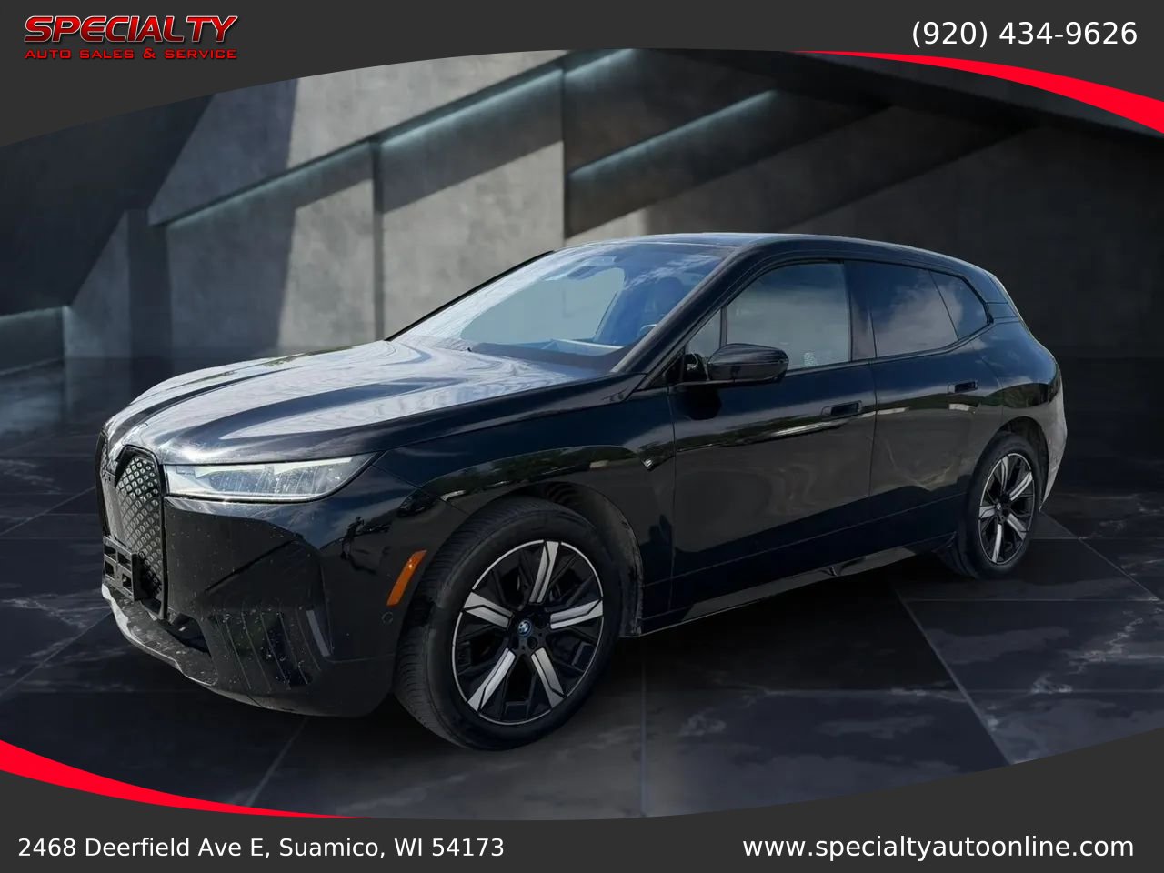 Used 2024 BMW iX xDrive50 w/ Sport Package AWD/4WD image 7