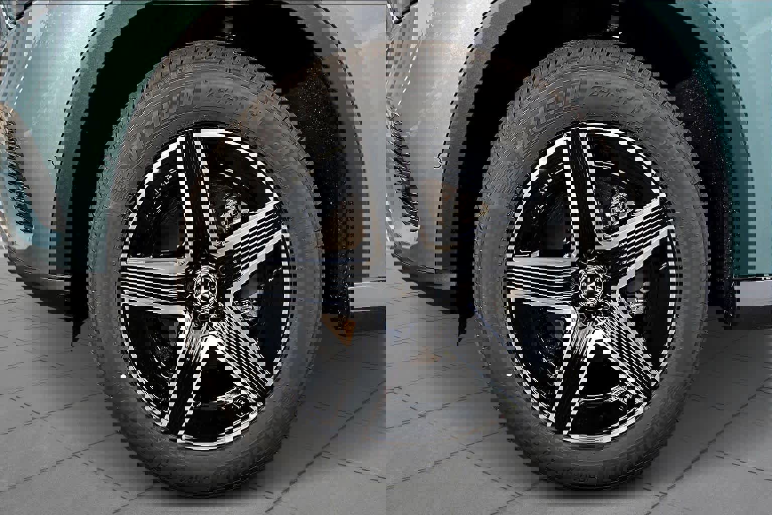 New 2026 Mercedes-Benz GLC 300 GLC 300 image 16