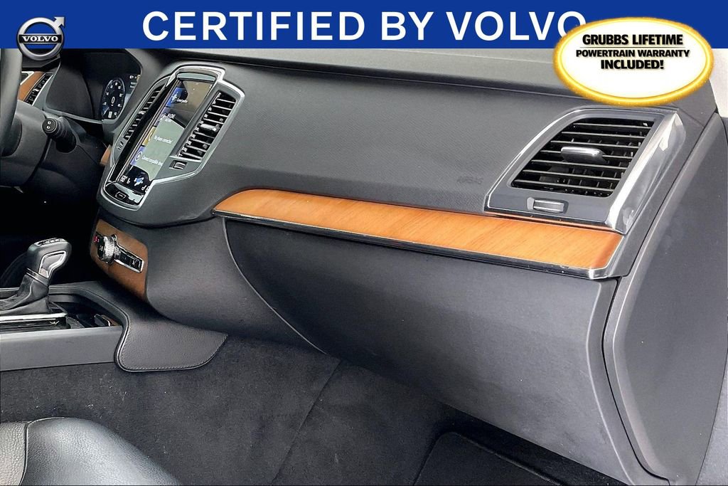 Used 2022 Volvo XC90 T5 Momentum w/ Climate Package image 19