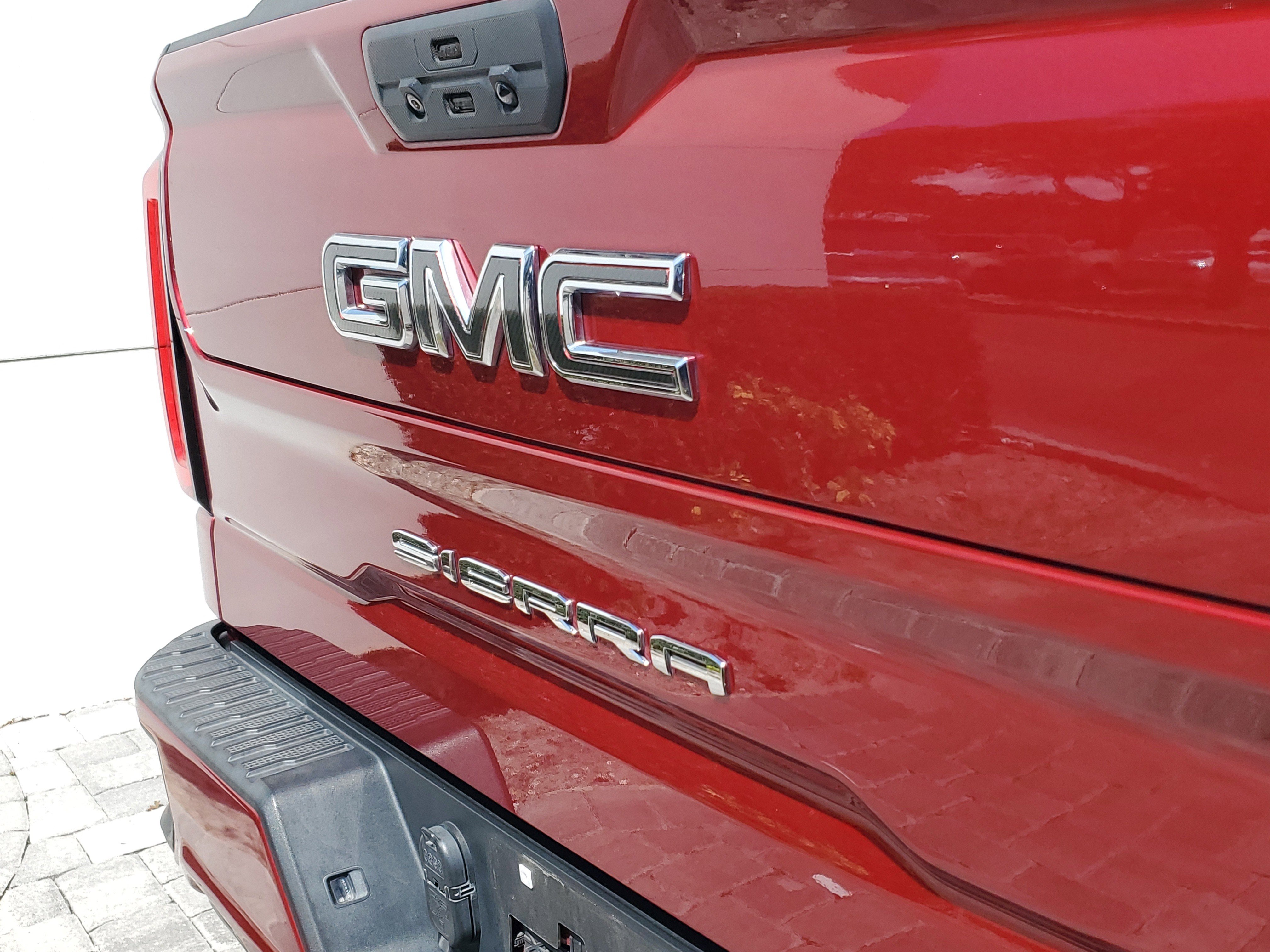 Used 2021 GMC Sierra 1500 AT4 image 7