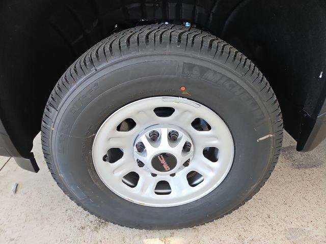 New 2026 GMC Sierra 2500 Pro w/ Convenience Package RWD image 29