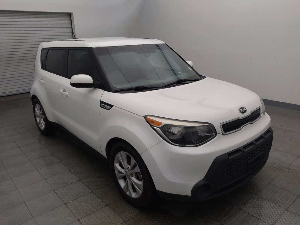 Used 2015 Kia Soul + w/ Audio Package FWD image 13