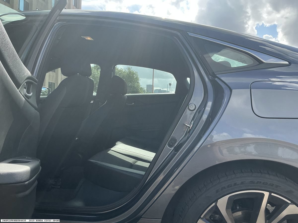 Used 2019 Honda Civic Sport image 9
