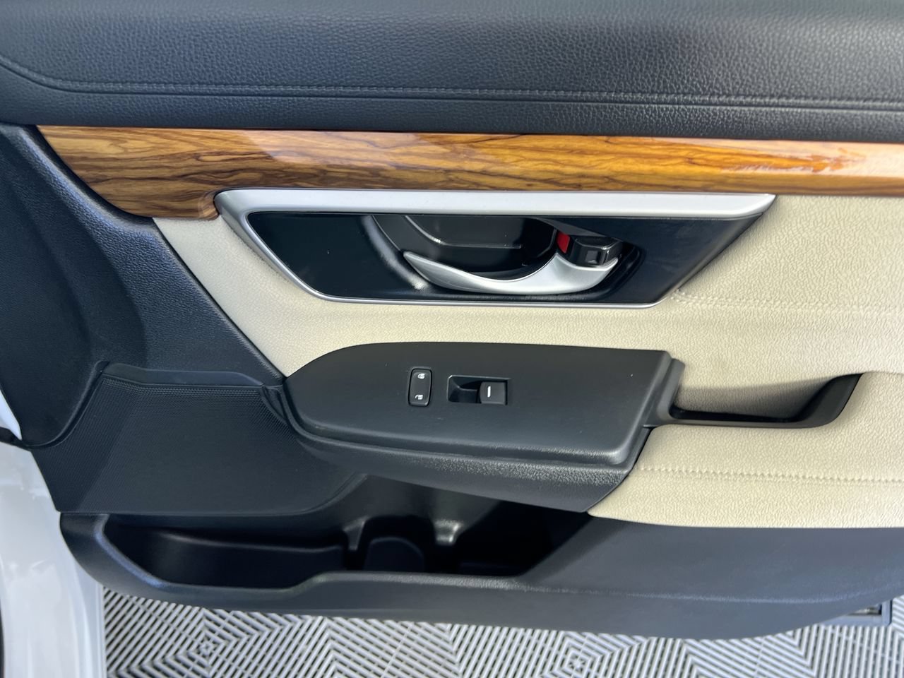 Used 2022 Honda CR-V EX image 24