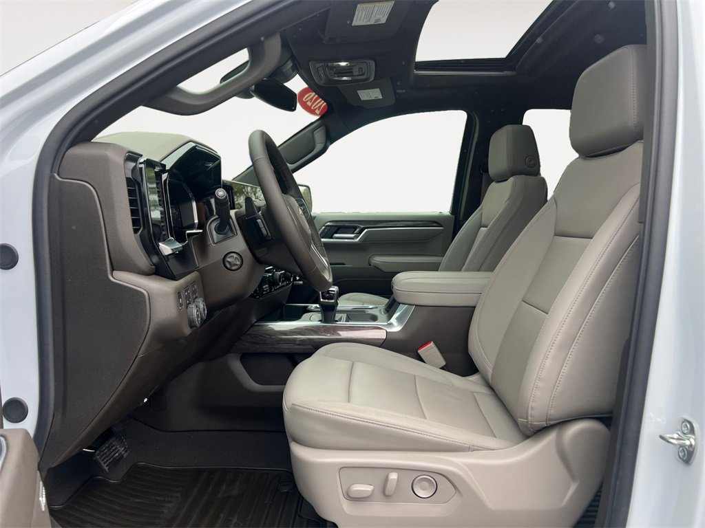 New 2026 Chevrolet Silverado 1500 LTZ w/ Z71 Off-Road Package image 9