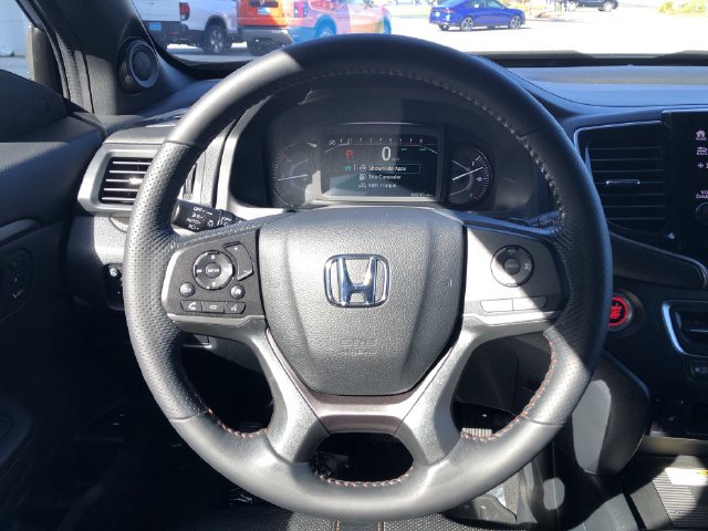 Certified 2023 Honda Passport TrailSport image 17
