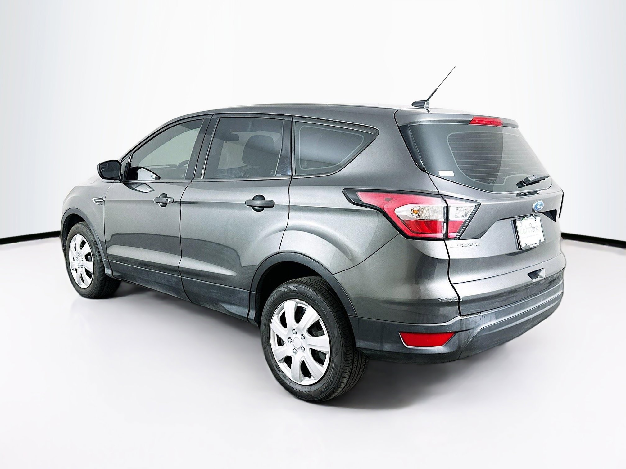 Used 2017 Ford Escape S FWD image 5