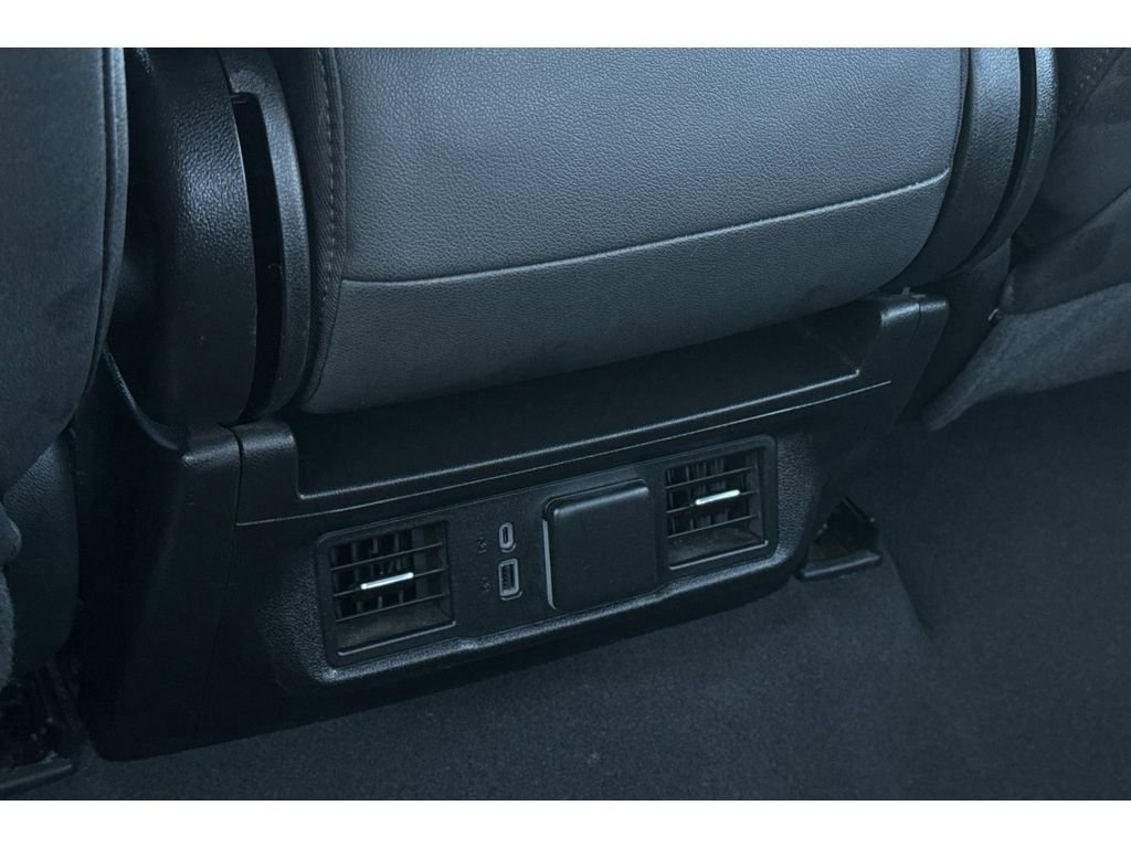 Used 2024 GMC Sierra 1500 SLT image 14