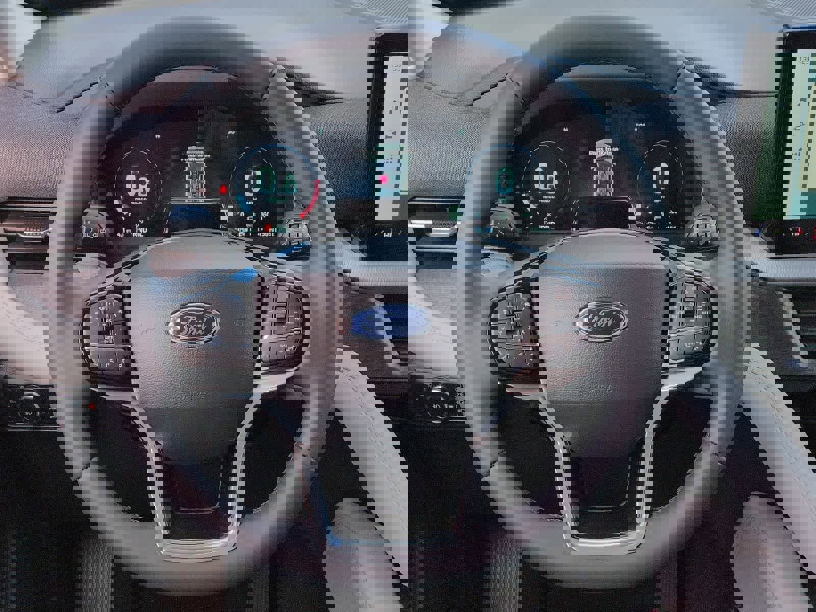 Used 2026 Ford Explorer Platinum w/ LUX Leather Package image 24