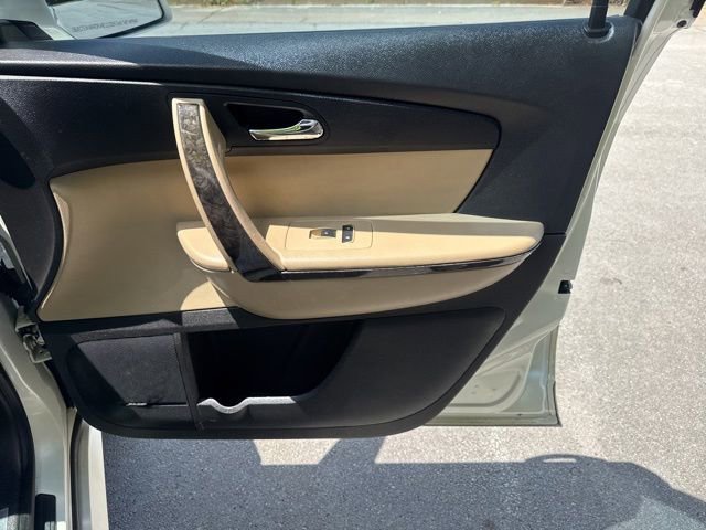 Used 2012 GMC Acadia Denali FWD image 9