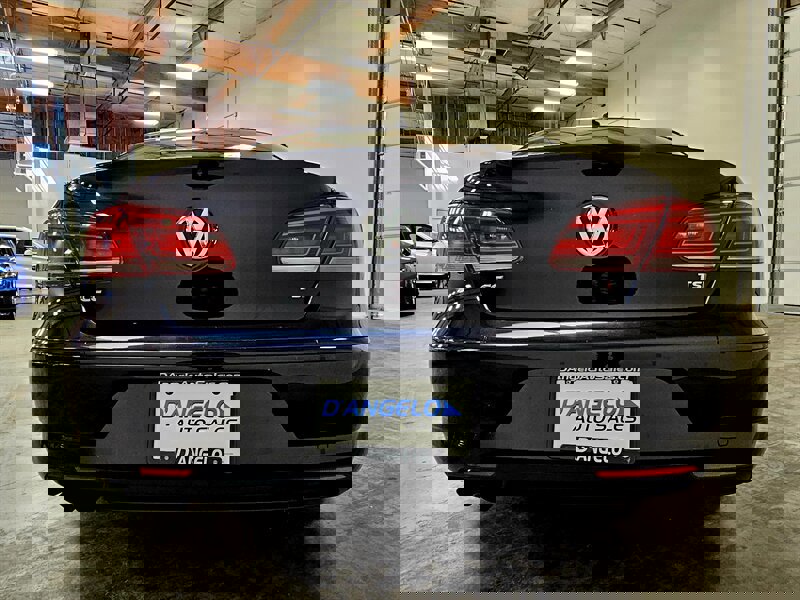 Used 2017 Volkswagen CC R-Line Executive image 8