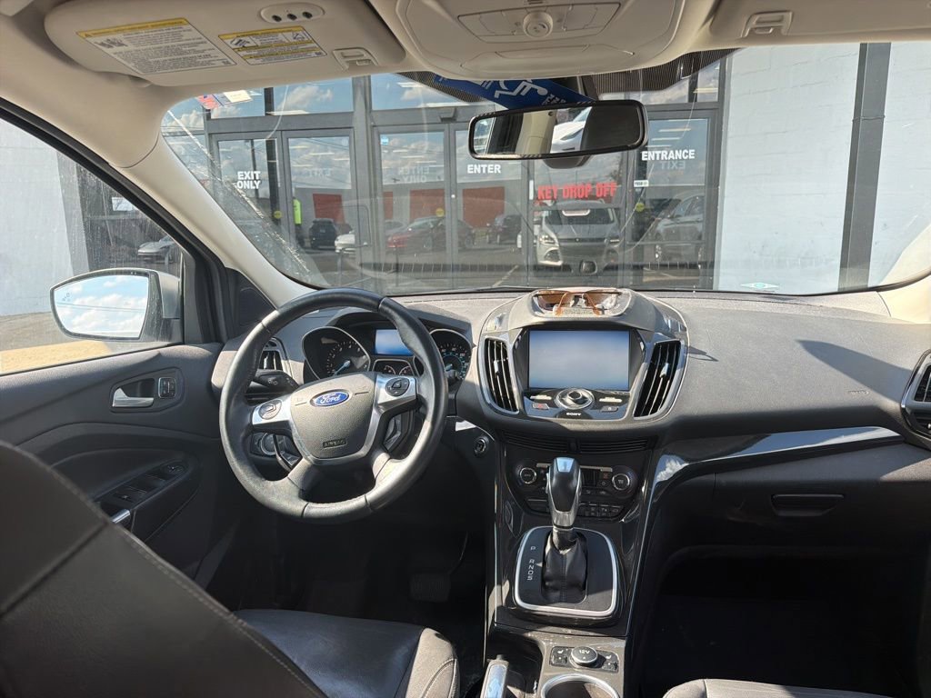 Used 2014 Ford Escape Titanium w/ Equipment Group 401A image 9