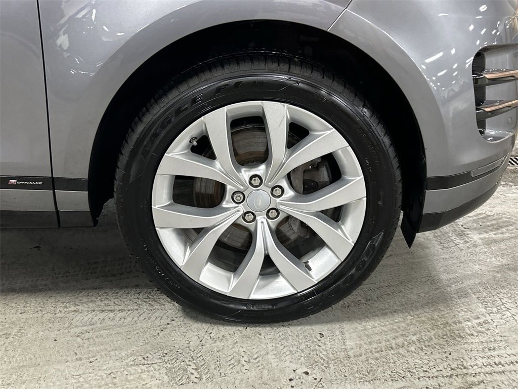 Used 2020 Land Rover Range Rover Evoque R-Dynamic S image 13