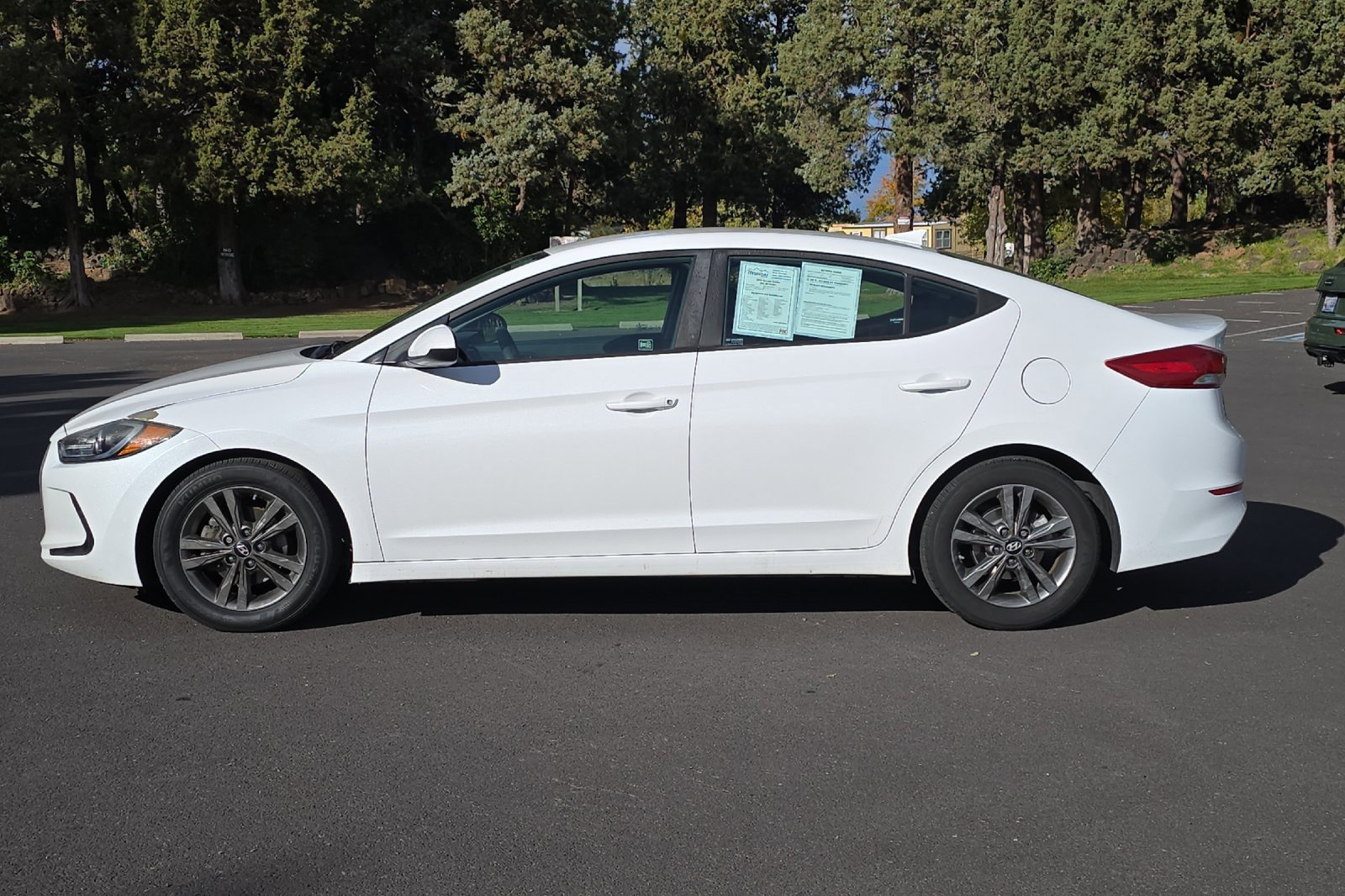 Used 2018 Hyundai Elantra SEL w/ Cargo Package image 8