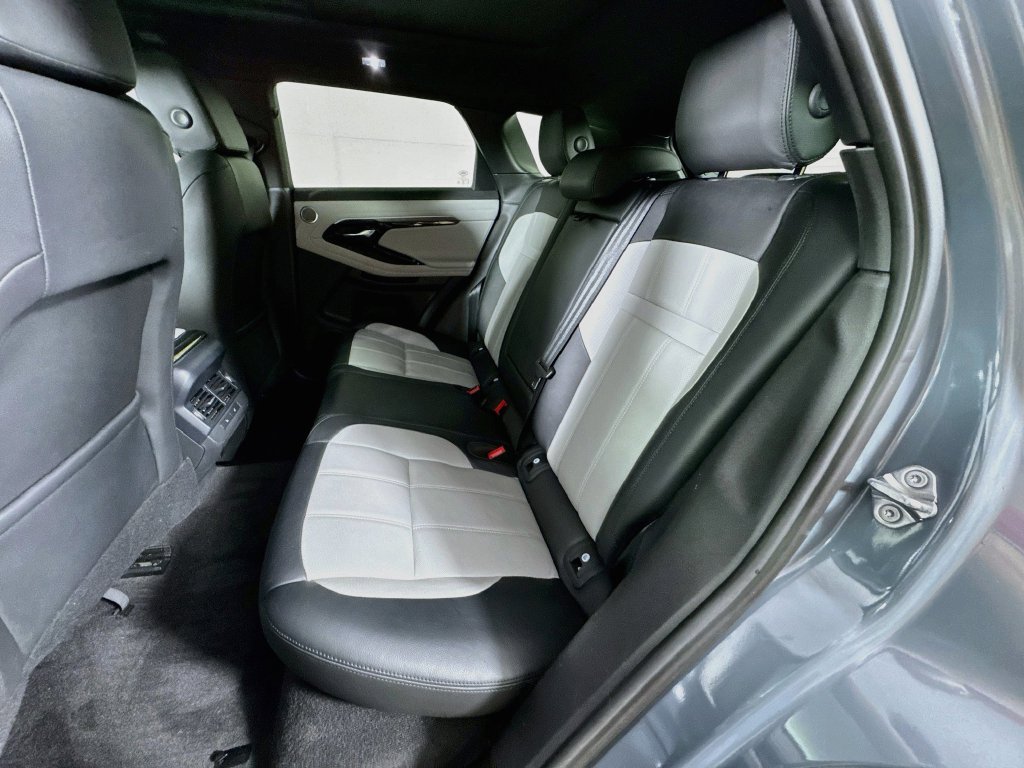 Used 2023 Land Rover Range Rover Evoque R-Dynamic SE AWD/4WD image 31