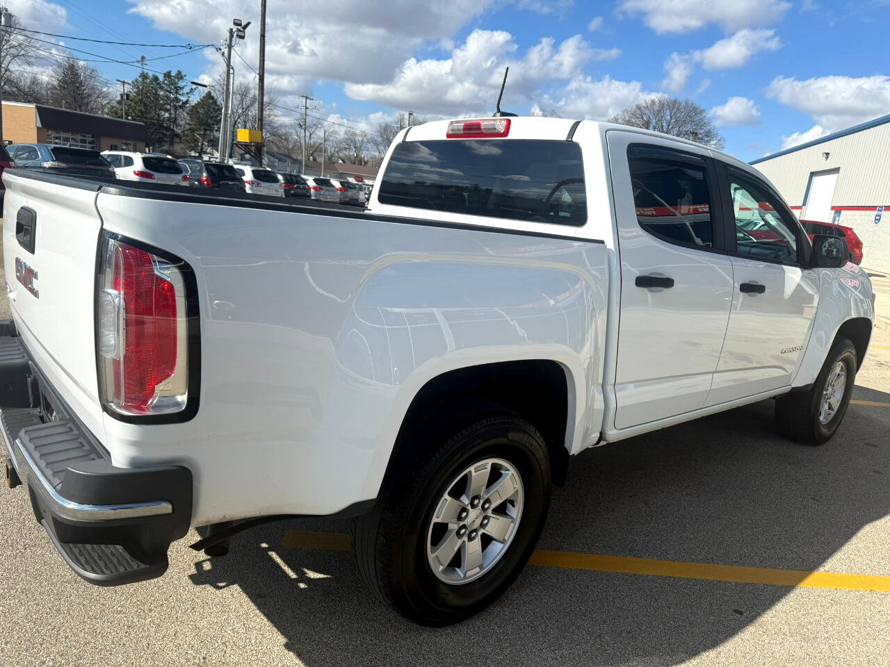 Used 2016 GMC Canyon 2WD Crew Cab w/ Convenience Package image 9