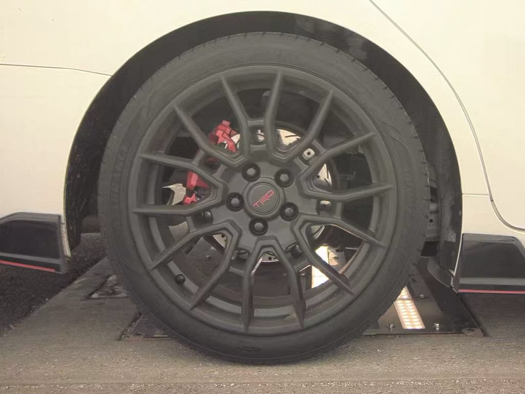 Used 2020 Toyota Camry TRD FWD image 4
