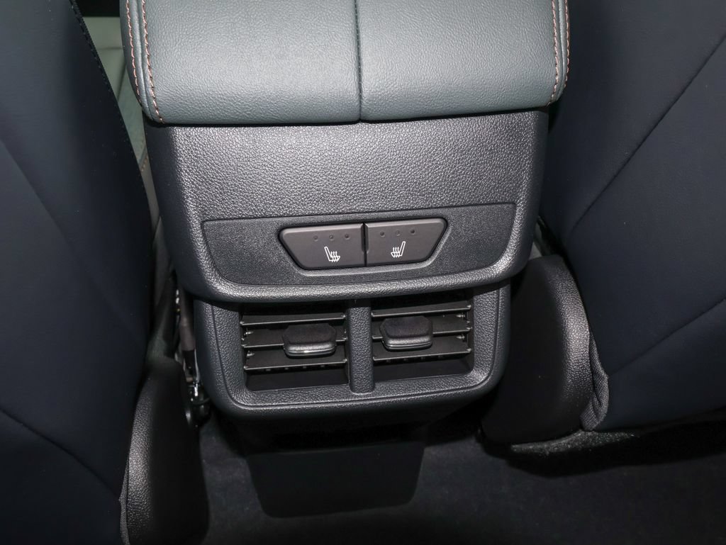 New 2027 GMC Terrain AT4 w/ Convenience Package III AWD/4WD image 12