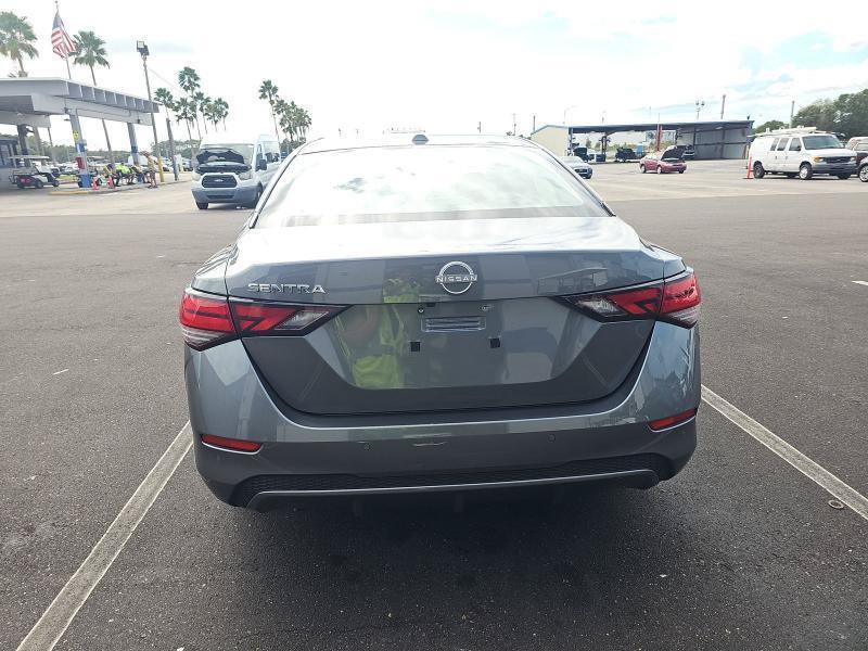 Used 2025 Nissan Sentra SV FWD image 4