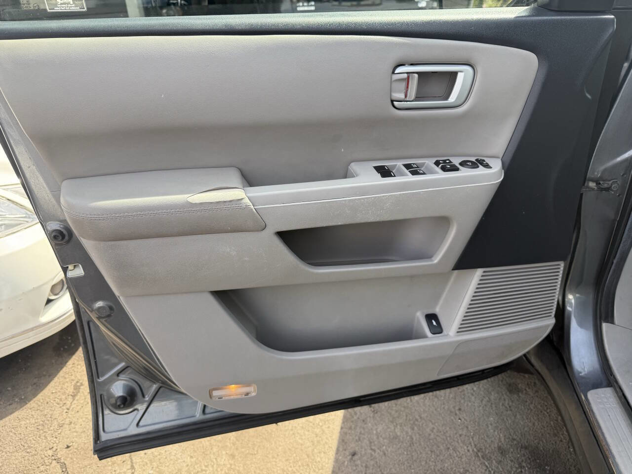 Used 2011 Honda Pilot EX-L image 13