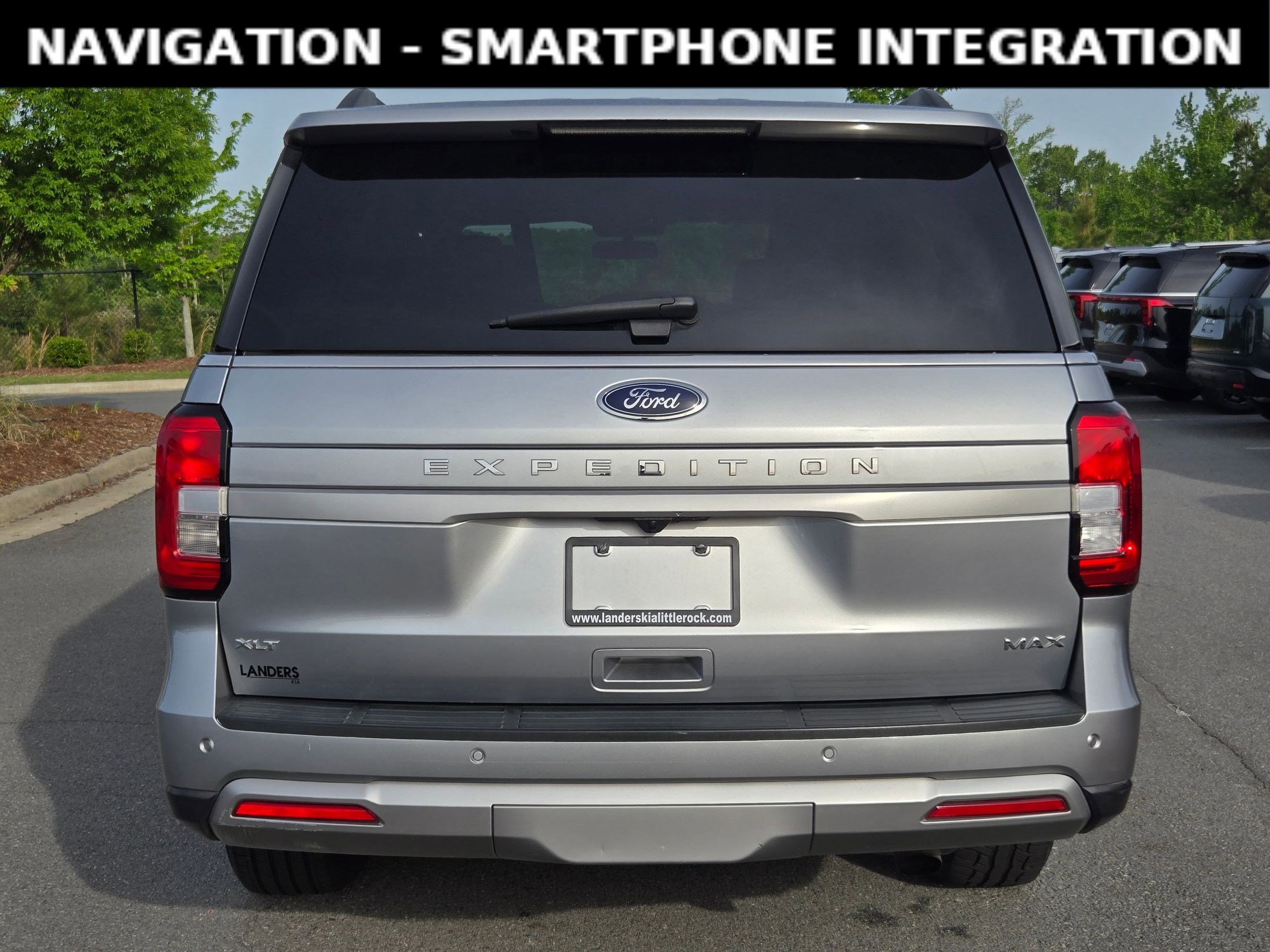 Used 2023 Ford Expedition Max XLT image 6