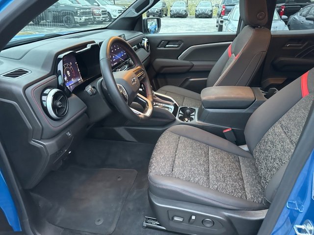 Used 2023 Chevrolet Colorado Z71 w/ Z71 Convenience Package 2 image 53